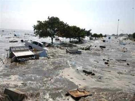 14 years ago dec 26 2004 tsunami in indian ocean killed thousands in india indonesia sri