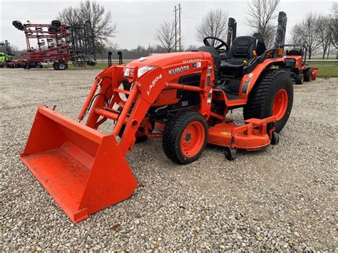 2013 Kubota B3200hsd For Sale In Harrisonville Missouri