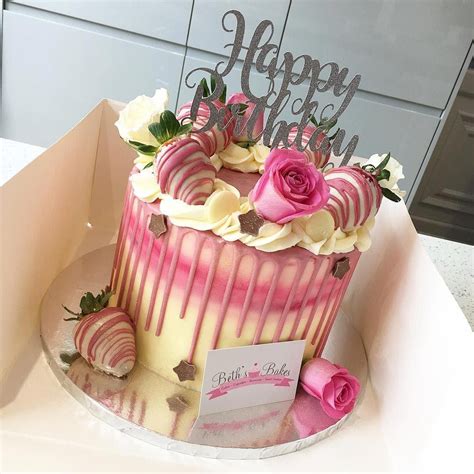 Todays Pink And White Cake Creation Dripcake Bmakesx Thanks Again For