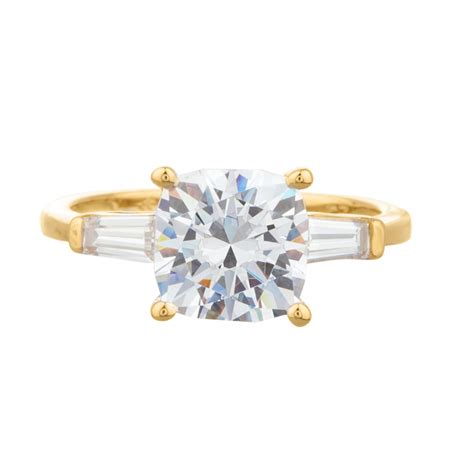 Cubic Zirconia Engagement Ring in 14kt Gold