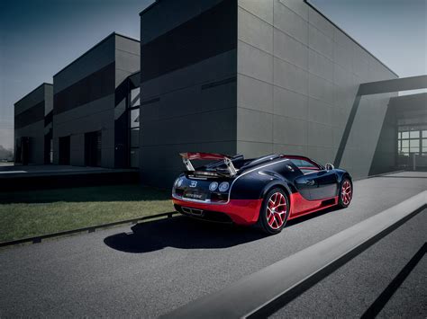 russian premiere for bugatti veyron 16 4 grand sport vitesse roadster