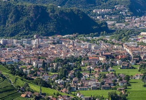Bolzano Tourist Board Official Web Site