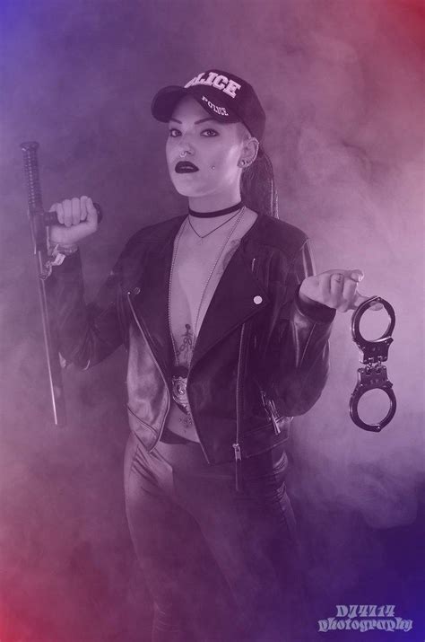 Pin By Pavlo White On Sexy Cop Police Women Female Supremacy Cop