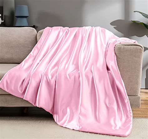 Vonty Satin Throw Blanket Blush Pink Satin Blankets 50x60 Incheswith Small Flowers