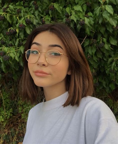 Pin By Paige Hawkins On Glasses Short Hair Glasses Aesthetic Hair