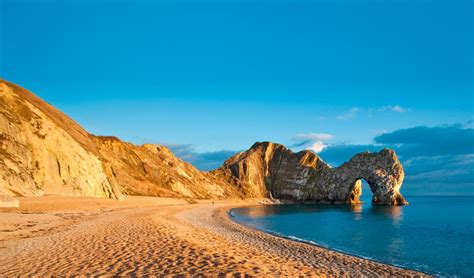 Durdle Door Sometimes Written Durdle Dor Is A Natural Limestone Arch