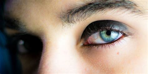 Narcissists Have More Distinct Eyebrows Than Other People Business