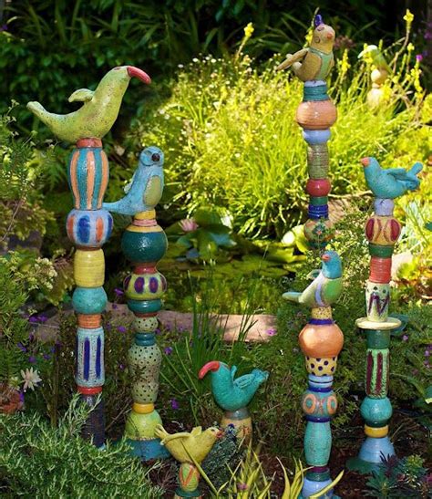 Garden Totems Glass Garden Art Garden Crafts Garden Projects Diy Garden Upcycled Garden