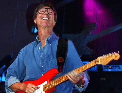 The Shadows Legend Hank Marvin Names One Aspect Of His Playing That ’isn’t That Great ’ Recalls