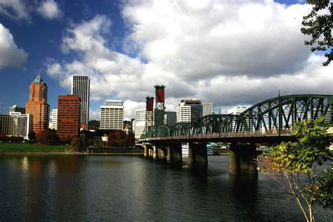 Portland Oregon Skyline Places To Go Skyline Tourist Sites