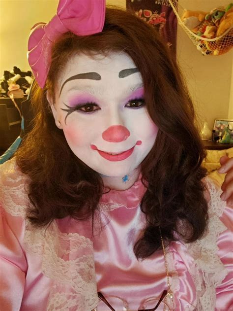 Clown Pics Cute Clown Halloween Clown Halloween Face Makeup Female Clown Whiteface