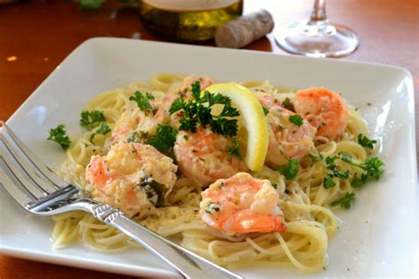2 add shrimp and cook until tender and no longer translucent, reduce heat. Famous Red Lobster Shrimp Scampi Recipe - Food.com