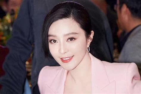 Fan Bingbing Interviewed By The Media For The First Time Since Tax Scandal The Straits Times