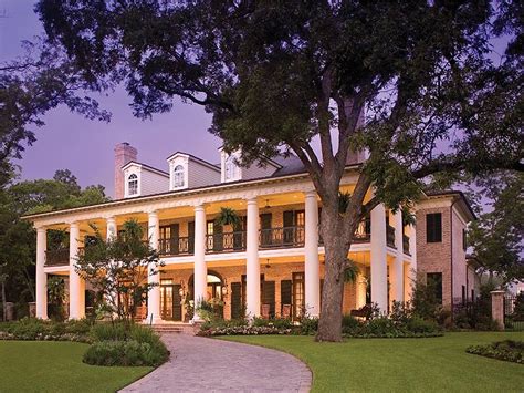 Southern House Plans Southern Home With Colonial Flair