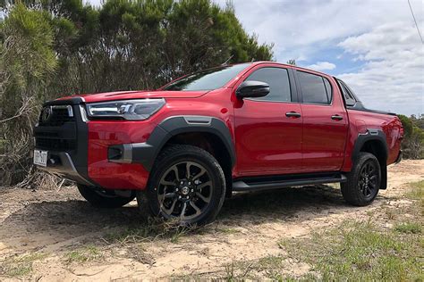 2020 Toyota Hilux Rogue Review