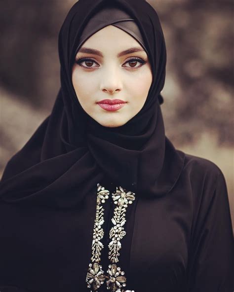 Пин от пользователя Irfan Ansari на доске Hijab Girls Красивый хиджаб