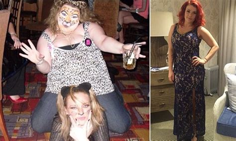 Obese Woman Who Went Out Dressed As A Cat Sheds 10 Stone Daily Mail