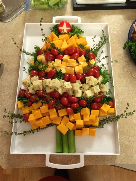 Visit this site for details: Christmas Tree appetizer that looked almost too good to ...