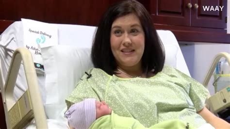 Alabama Woman Gives Birth Along Highway During Speeding Traffic Stop Abc7 Chicago
