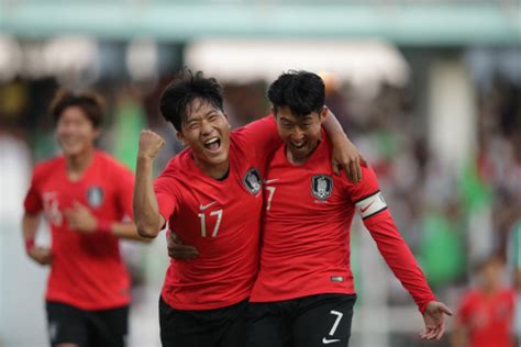 파울루 벤투 감독이 이끄는 한국 축구 대표팀(fifa 랭킹 39위)이 5일 투르크메니스탄(130위)과. 스포츠서울 - A매치 데뷔골 나상호 "기쁘지만 대표팀 경기력 좋지 ...