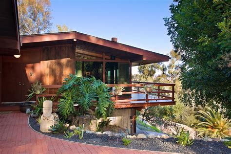 Historic Midcentury Modern Home Just Outside San Diego Asks 1m House