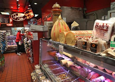 Includes the menu, user reviews, photos, and 97 dishes from bob's italian foods & catering. Get your sandwich fix at Bob's in Medford, if you can find ...