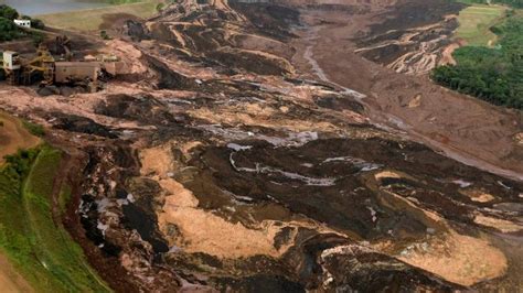 in pictures deadly dam collapse in brumadinho bbc news