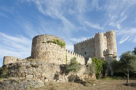 San martín de valdeiglesias acogerá dos cursos de formación en el ámbito agrario, dentro de la forma formativa del imidra para 2021. Una visita al Castillo de la Coracera | Turismo Madrid