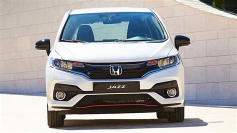 Features onboard include digital dials, electric parking brake with auto hold and a bigger touchscreen infotainment system. 2020 Honda Jazz: Specs, Hybrid, News