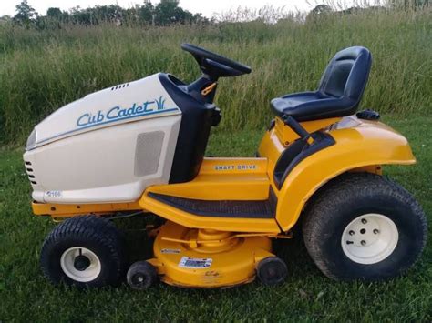 The 5 year production run was the longest of any ih built cub cadet line. Cub Cadet 2166 Hydrostatic Tractor for Sale - RonMowers