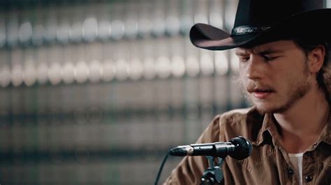 Original 16 Brewery Sessions Colter Wall The Devil Wears A Suit