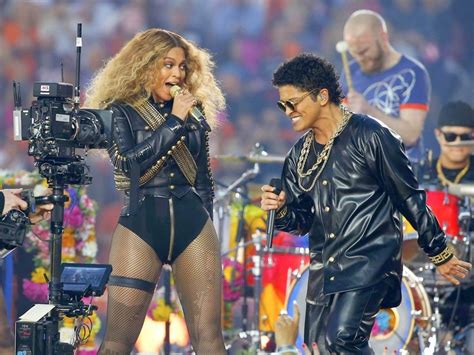 Sketch Verspottet Aufregung Um Beyoncés Knowles Super Bowl Auftritt