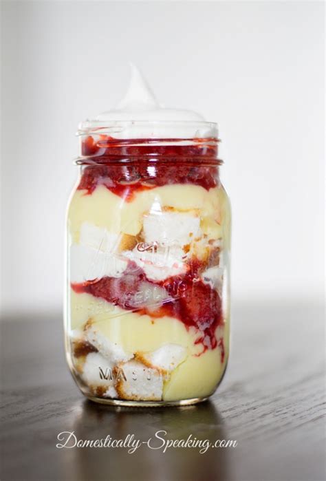 40 Christmas Deserts In Jars All About Christmas