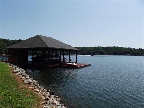 However, due to the size of the lake anglers can often find a quiet place to fish even on busy weekends. Smith Mountain Lake VA - Still Waters is beautiful on the ...