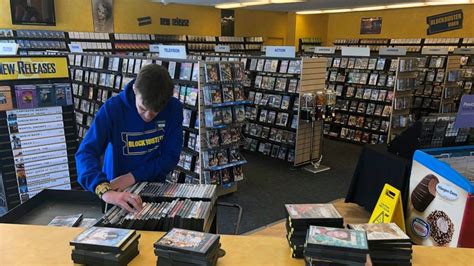 Where Is The Last Blockbuster Video Store What To Watch
