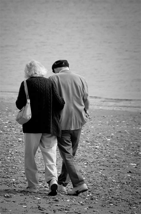 Photos Of Cute Old Couples That Will Give You The Ultimate Relationship Goals Artofit