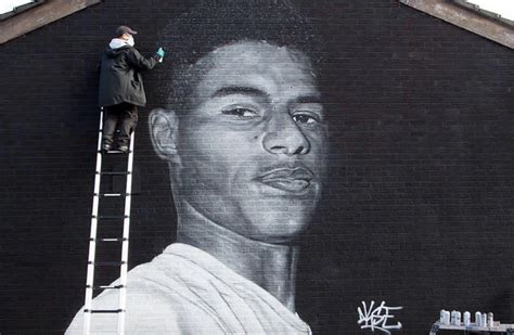 Learn how to draw english football player marcus rashford in this simple, step by step drawing tutorial. Marcus Rashford mural in Withington daubed with offensive ...