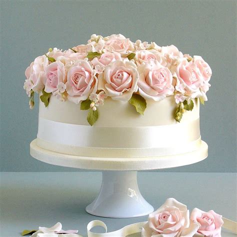 Duet cake with kulfi falooda cake rosette design best cake classes online cake classes cake. One-Tier Wedding Cakes | Wedding, Classic wedding flowers ...