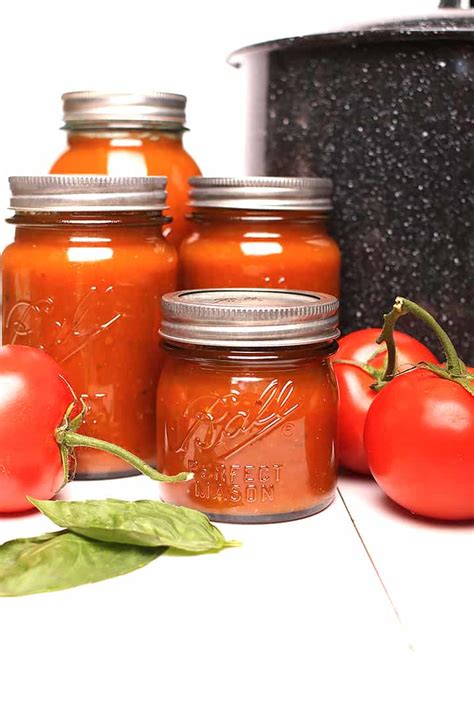 Basil Garlic Tomato Sauce Canned My Darling Vegan