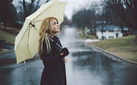 Women Blonde Rain Umbrella Street Long Hair Lenay Dunn Hd