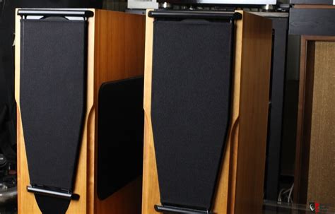 Rare Rega R9 Floorstanding Full Range Speakers Photo 1375378 Us