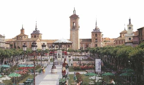 Cervantes square, alcalá de henares. Escursioni a Madrid - Visite Turistiche a Madrid ...