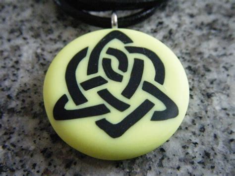 Celtic Symbol For Sisterhood Hand Carved On A Polymer Clay