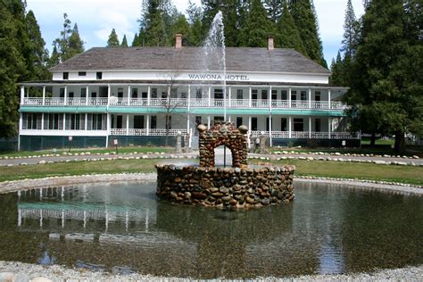 Victorian architecture provides the background for a relaxing meal in wawona, near the mariposa grove of giant sequoias. Joe, Diane, & Mallery's Big Adventure - Modern Day Gypsies ...