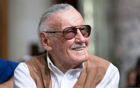 9 Amazing Facts About The Legendary Stan Lee Everything Zoomer