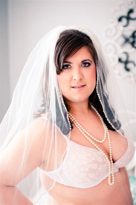 Styled Shoot Wedding Themed Curvy Boudoir Shoot The Pretty Pear Bride Plus Size Bridal