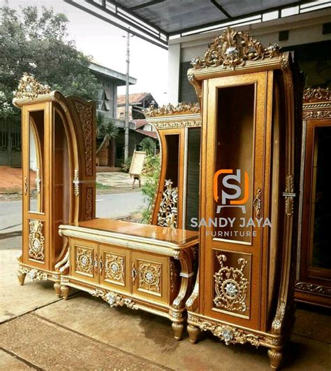 5 jenis bufet hias ini populer sepanjang tahun, lemari hias jati karya ukir jepara, kami berikan aneka model dan jenis lemari hias atau bufet hias jati jepara, mewah dan ukiran yang khas. Jual bufet tv klasik ukir C. lemari hias jati ukir jepara ...