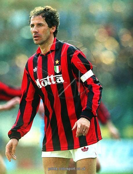 Franco Baresi Of Ac Milan In 1989 Fútbol