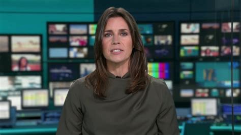 itv weekend news evening bulletin lucy watson s first official bulletin 10th october 2021