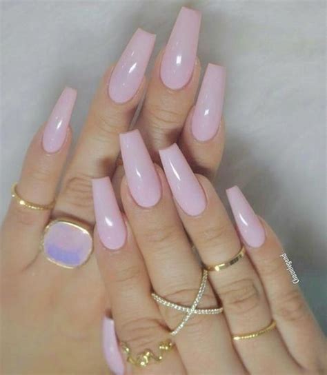 Long Cute Nails 2021 Your Guide To The Best Long Nails Long Toenails
